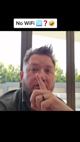 When the wifi is off😂 #thembi #fknarmy @kiki_la_coco