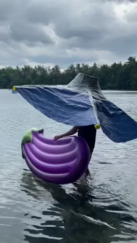 CRAZY HAT PT.2!! #iconicfloat  @whatdoyoumeme