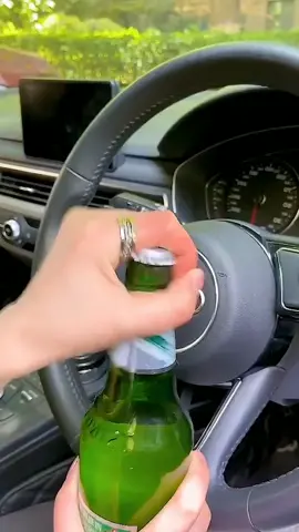 A ring to open a beer bottle,so cool#fyp #foryou #lifetip #Lifestyle #LifeHack #artifact