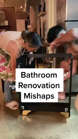 When I “have a plan”, things never seem to go accordingly 😆🙈 #homerenovation #DIY #diyproject #interiordesign #homeproject #bathroommakeover #decor