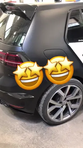 Wrapping matt black #wrapping #wrapped #wrap #golf #vw #vwgolf #tuning