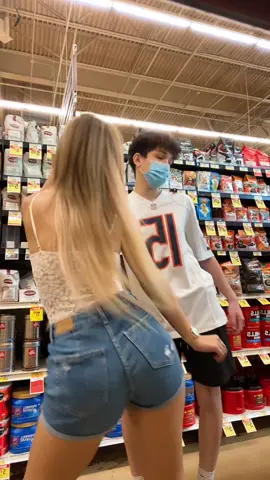 JAJAJAJA NO PUEDOOO @melvin17m