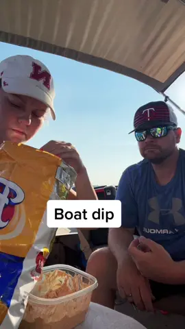 We couldn’t see anything #lakelife #boatdip #snacks #mukbang #tiktokfoodie #holiday