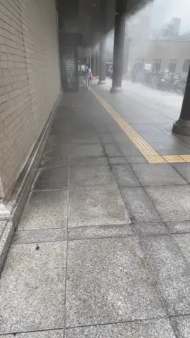 japan summer.  💕water misting cooling system..