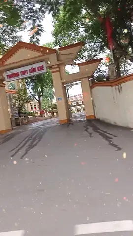 cmt tên trường bạn theo học vô đây . coi có ai ở Cẩm Khê Phú Thọ khum🤣 #thptcamkhe #xuhuong