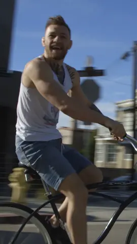 One week out 🇮🇪 #conormcgregor #ireland #UFC #ufc264 #snoopdogg