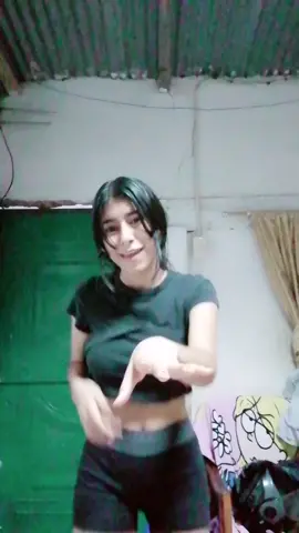 JAJA salió alguien y no m acordaba de cómo era xd