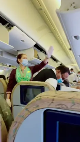 پی آئی اے میں سفر کریں اور ملکی ائیر لائین کو فائدہ پہنچائیں-شکریہ✈️🇵🇰❤️#foryoupage #PIA #viral #airhostess #ksa #pakistan #dubai #fyp