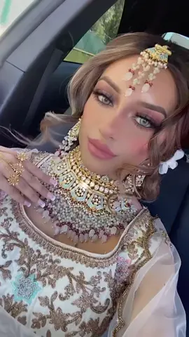 I love this song 🥺 #GetGrafting #foryoupage #fypシ #pakistanitiktok #desigirl #model #photoshoot #pakistani #trending #wedding