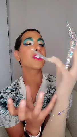 how dare you!!! @desmondfambrini #mynails