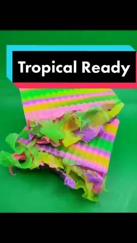 #summersoapscents #luxuryskincareproduct #shopsales #skinpositivity #MomsofTikTok  #bodycare #soapmakingvideo #shopsmallshops #bathcare #skinwarrior