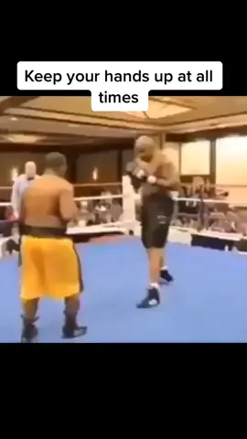 #boxing #fypシ #boxingnews #fyp #fypp ￼￼#boxingknockout