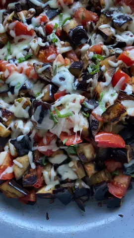 Best Eggplant Side 🍆 SO fresh #hungryhappens #eggplant #tomato #fyp