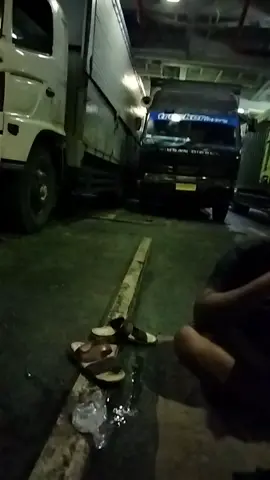 kebersamaan... seorang supir lintas... menikmati makan malam di atas kapal