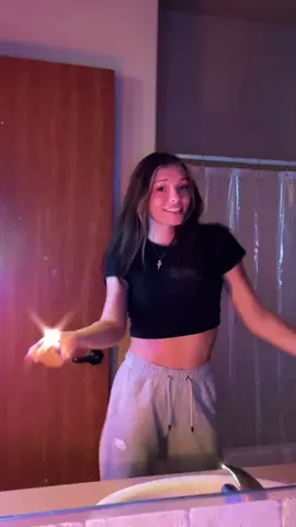 #fypシ #dancer #GossipGirlHere #notmydance #lights