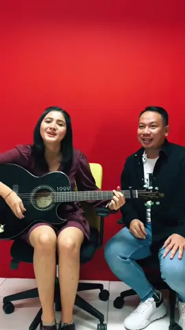 fokuss ke kak vicky keren bngt😊