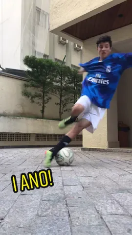 1 ano da queda mais famosa do mundo 🌍🤣 #fails #memes #soccerfail #bestfails #Soccer #futebol