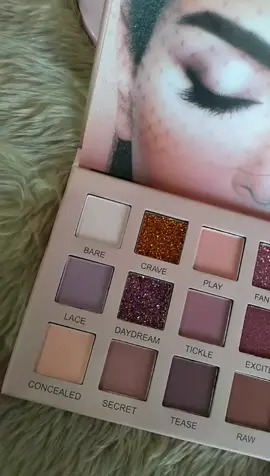 Paleta de sombras #nude #huxiabeauty #lolitasmakeup #fashion #fypシ
