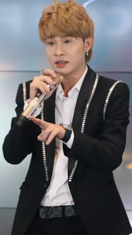 ĐOM ĐÓM của #Jack ngoan cỡ nào? #Domdom #domdomjack #trinhtranphuongtuan #j97 #meomeo #flygroup