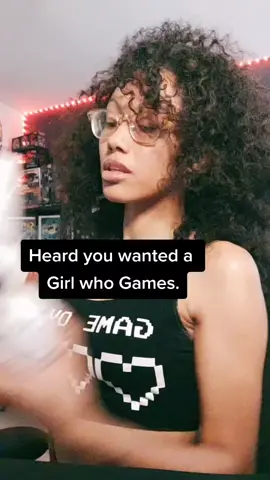 Do anyone have a significant other who games? #twitch #gaming  #anime  #GamerGirl