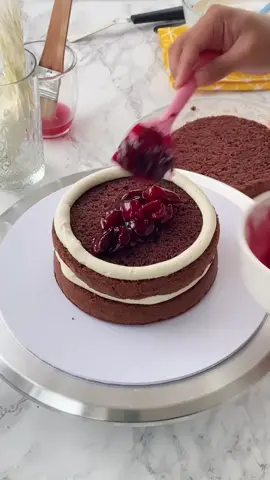 ✨Black Forest Cake✨#cakedecorating #foryou #fypシ #cakeart #cake #blackforestcake #chocolate #whippedcreamcake #aestheticcake #cakesoftiktok
