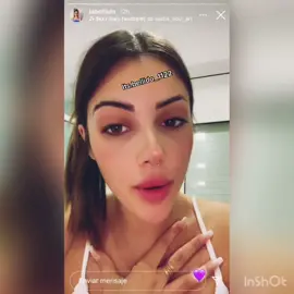 Las amistades se apoyan SIEMPRE,y es lo que Lucia hizo por Angela.Y la defendió sabiendo el hate que le podía caer y aún así defendió a su amiga.🥺😍