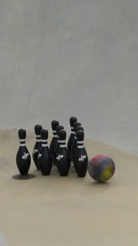 Wait for it… 🎳 #fyp #trickshot