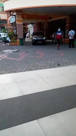 kegiatan RS Saiful anwar mlang smbl cek up mata mhn doa ny agar mataku lekas membaik 😍😍😍