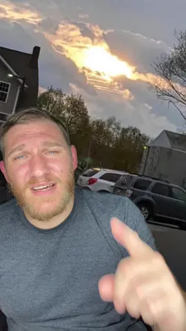 CHECK OUT THIS CLOUD! ☁️ #greenscreenvideo #clouds #art #jesus #reppnforchrist