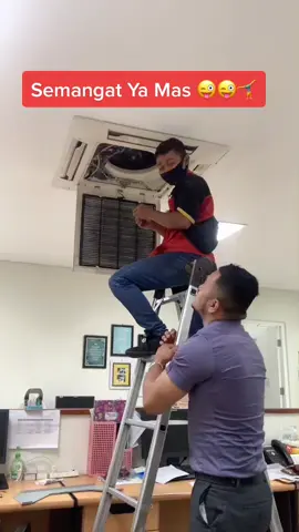 Semangat Ya Mas … Mas Semangat Mas … Mas Yuk Bisa mas .. 🏃🏻‍♀️🏃🏻‍♀️ #Toha #Jogja #Fyp