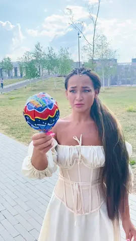 Не по размеру 😆лайкаю новых в инсте MARIMLIVE #мохито #чупачупс