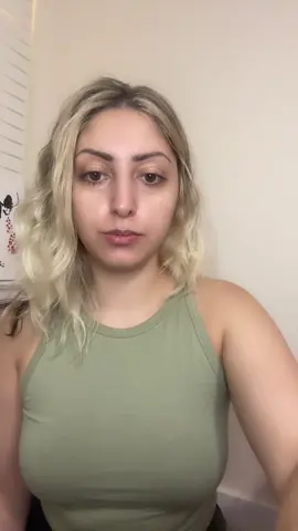 Stay moisturized my loves ❤️ #bobbibrown #moisturizer #ultabeauty #sephora #makeupartist #FerragamoLetsDance @bobbibrown_cosmetics