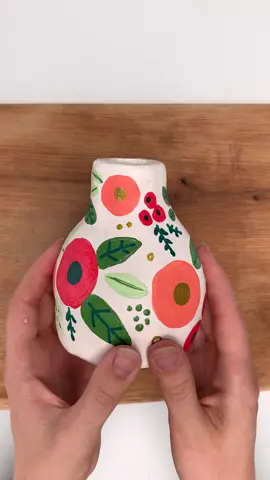 Easy tutorial on how to paint gorgeous floral patterns 🌸 #fypシ #artok #arttiktok #paintingtutorial #pottery #potterytutorial