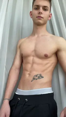Тук тук (Inst: tommygold.tg) #fyp #model #man #tommygold #рекомендация #viral