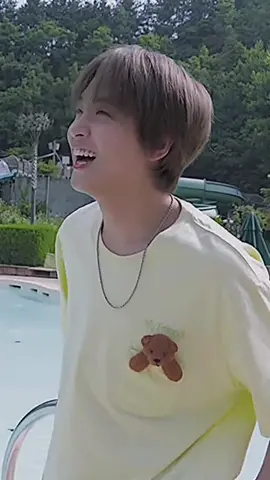 swimming pool with #haechan #fyp #fypシ