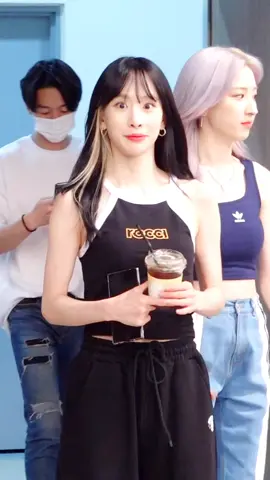 놀란 눈 #우주소녀 #wjsn #kpop #디스패치 #dispatch