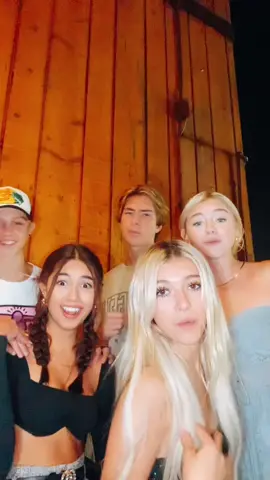 @sawyersharbino @cocoquinnb @imstefanbenz love these people