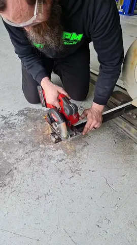 #milwaukee #milwaukeetools #impressive #awesome #pokeysmechanical #tasmania