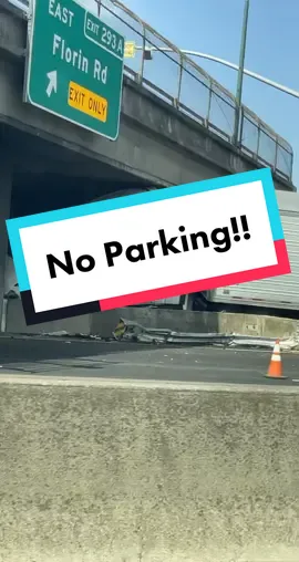 CANT PARK THERE!! #CantParkThere #NoParking #Accident #Crash #fypシ #Fypage #Funny #Fail #BigRig #Truck #Trucker #FailArmy #Original #OriginalSound