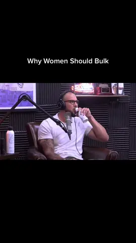 Both men and women can bulk, but here’s why women should. Mind Pump Podcast.