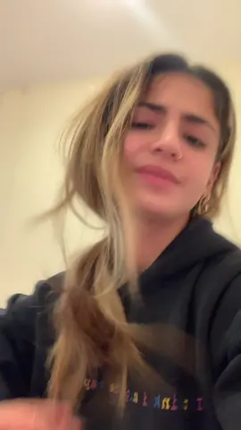 bussin bussin @emmaedwardslol @angeljsilvestri