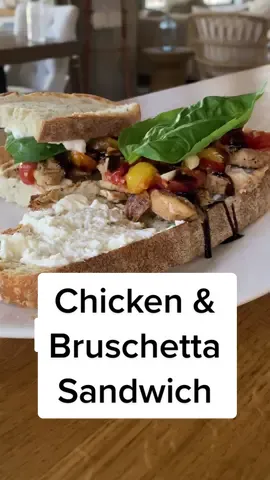 The perfect picnic sandwich! 🥰 #EasyRecipes #sandwich #bruschetta #cookingtips #cooking #summerrecipe #hometips #LearnOnTikTok