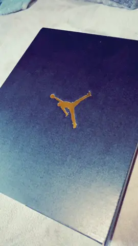 Air Jordan 1 Low White Lucky Green Tumbled Leather(gs) #sneakers #jordan #airjordan1low #nike #shoe #fypシ #parati