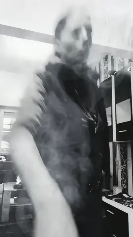 , 💪🏻👊🏻😁🤫👀😏😉🍻