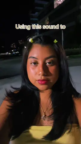 I actually like my nose lol. #ethnicnoses #mexicanose #XfinityFanthem #mexicangenes #portimivida #LeadWithLove