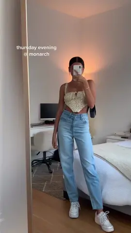 monarch is the cutest Asian fusion restaurant in Williamsburg 😍