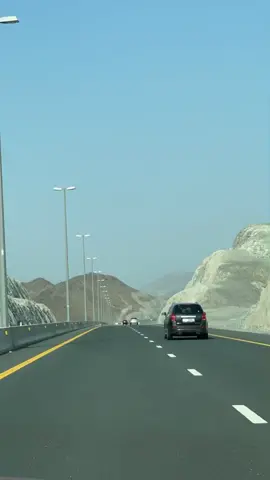 Khor fakkan roads #roadtrip #road #timelapse #dubairoad #dubai #uae #longdrive #mydubai #lovindubai #dubailove