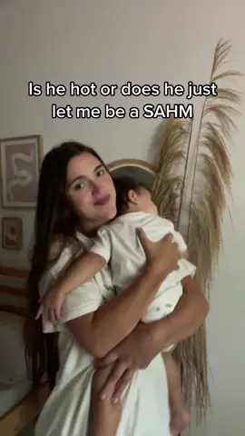 Still figuring it out 🤪 #youngmama #momsunder25 #ishehotorjust #fyp #momtok #ClearGenius