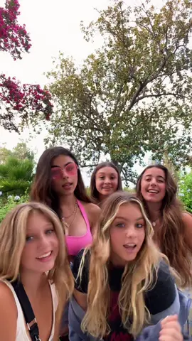 my favs @gianina @nicolettedurazzo @ellanoel8 @karissarose__ #XfinityFanthem