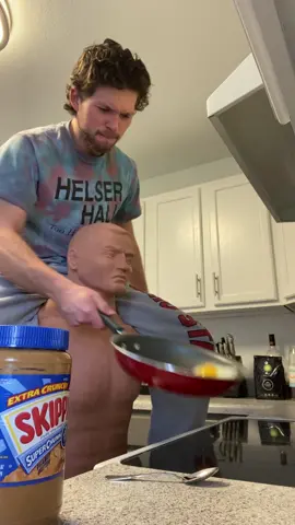 Peanut Butter and Oskar casually making some whole hearted breakfast #moztheman #PBbob #peanut #butter #ClearGenius
